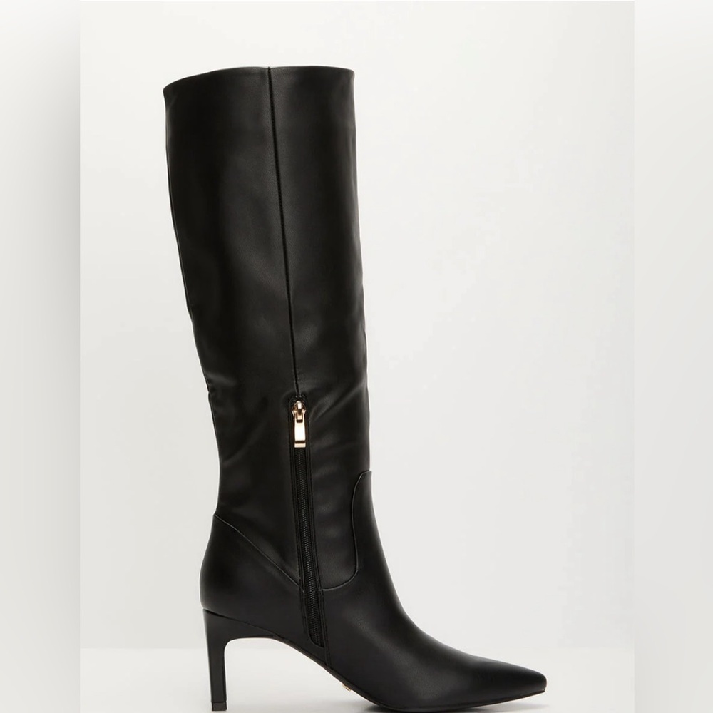 Vici Black Leather Knee High Boots - Picture 2 of 2